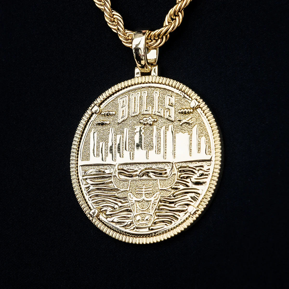 Chicago Bulls Official NBA Coin Pendant