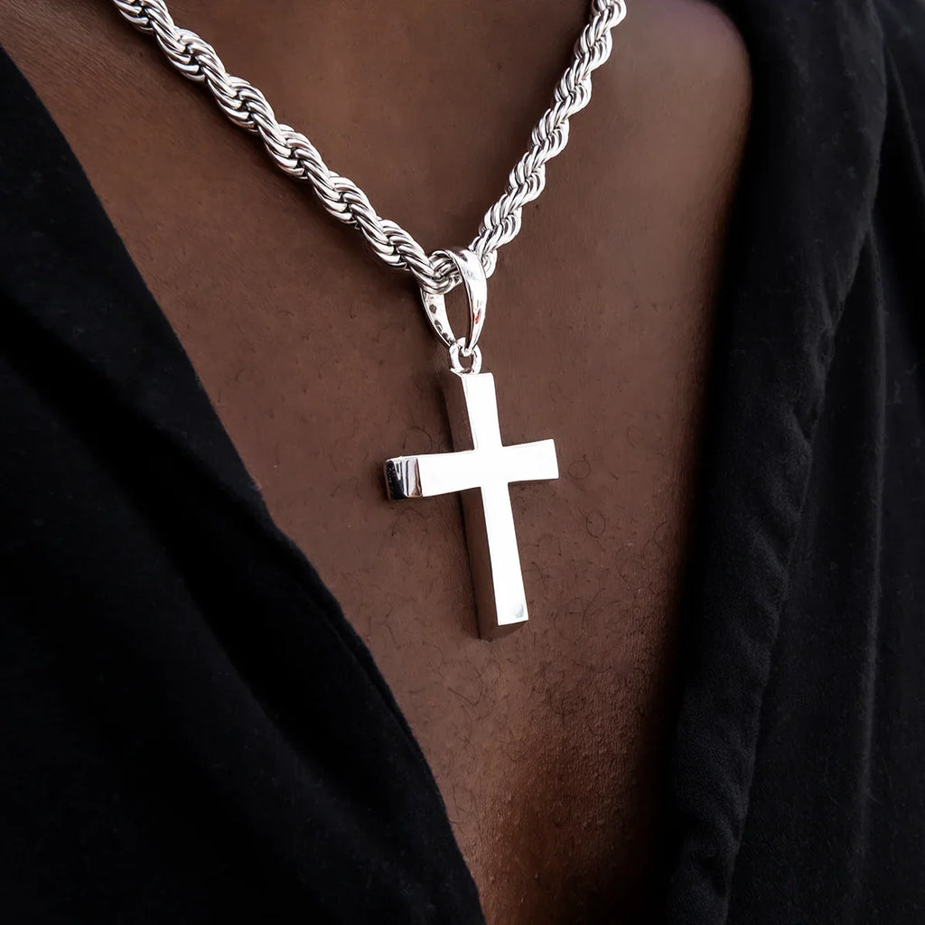 Simple Cross Pendant in White Gold