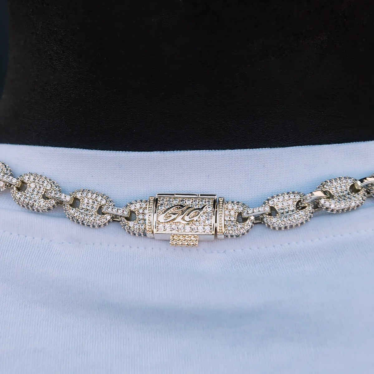 Diamond Puffed Mariner Chain in Yellow Gold- 12mm