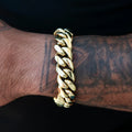 Signature Cuban Link Bracelet in Yellow Gold- 19mm