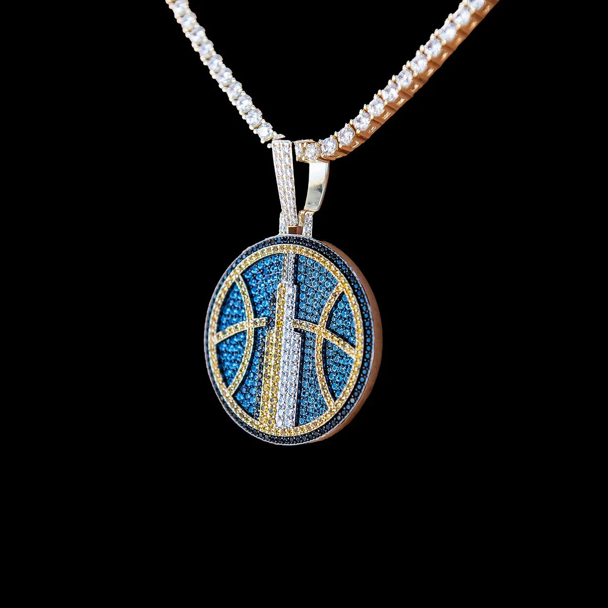 Chicago Sky Official WNBA Logo Pendant in Yellow Gold