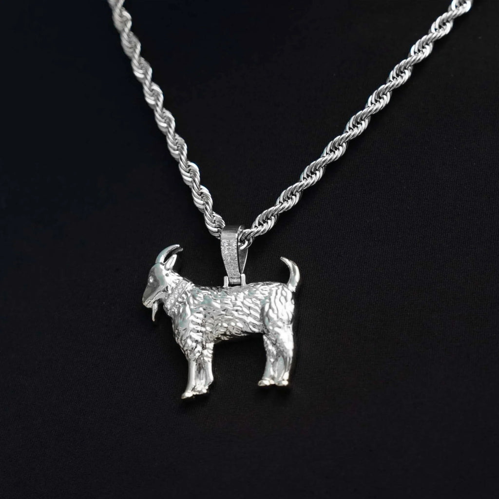 Simple Goat Pendant in White Gold