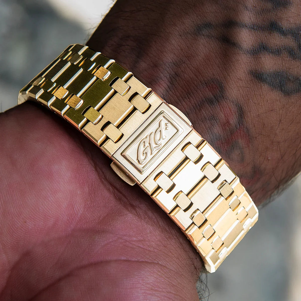 39MM Visionary Plain Case & Green Dial Watch - Yellow Gold
