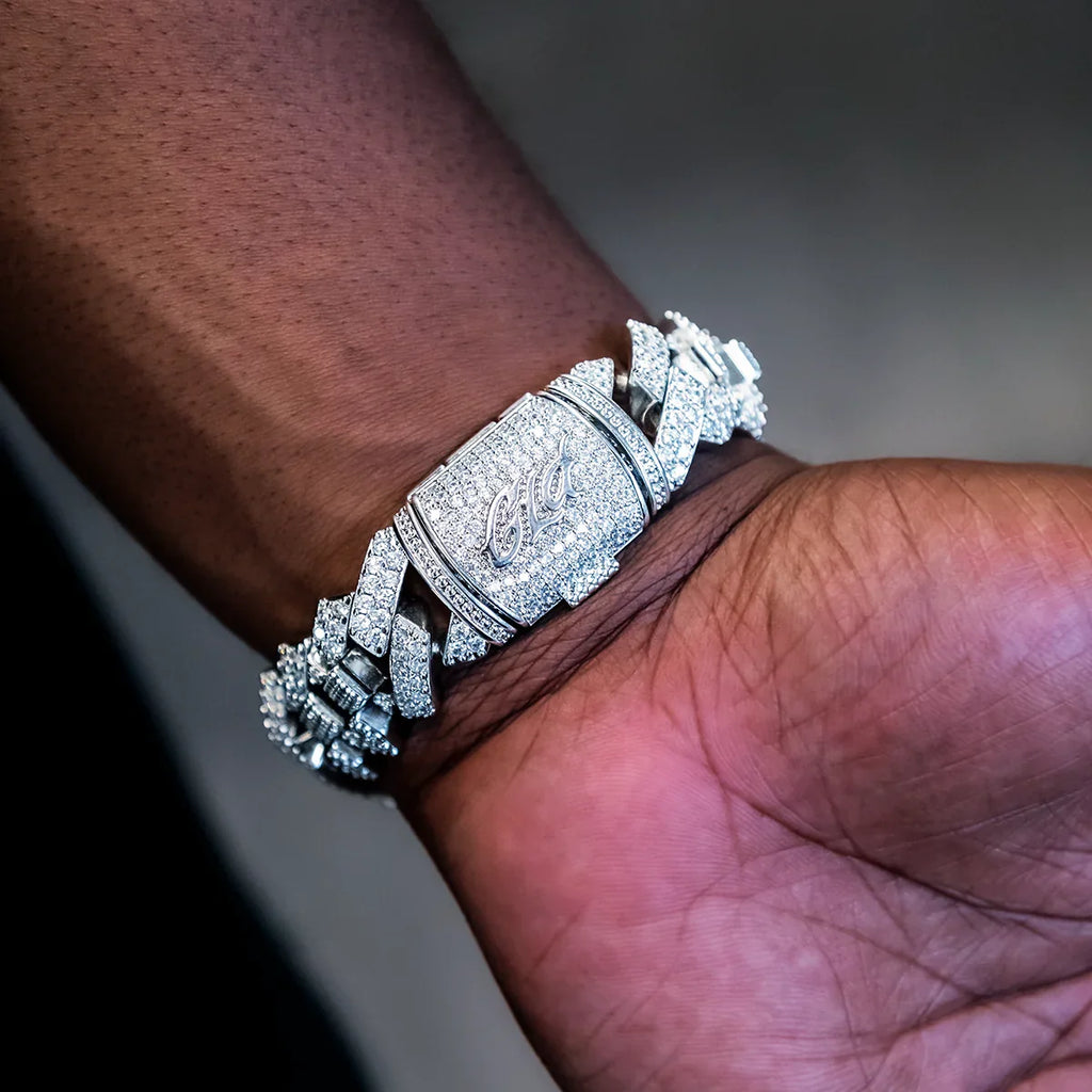 42MM Fully Iced Alpha Era® w/Diamond Prong Link Band
