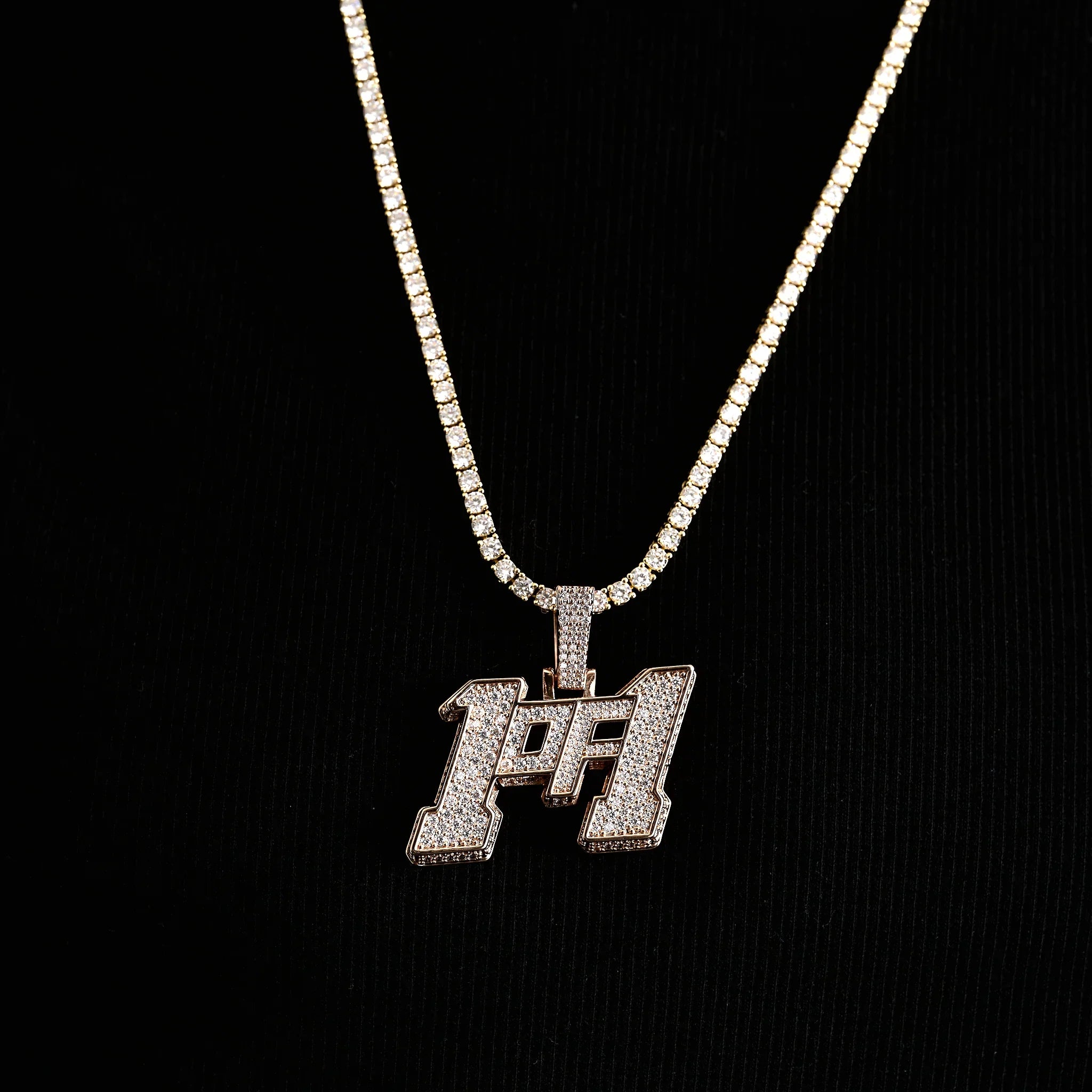 "1of1" Pendant in Rose Gold