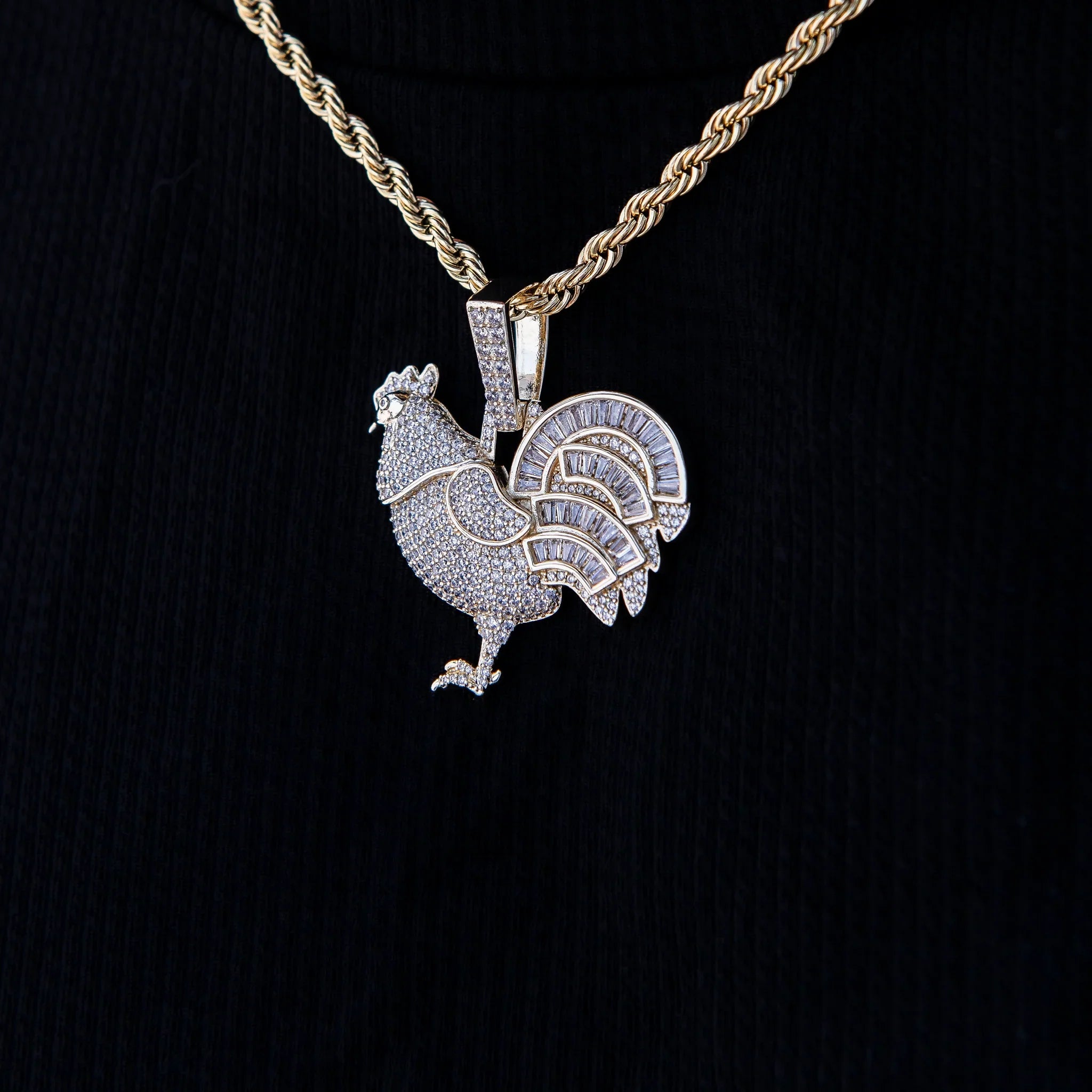Iced Rooster Pendant in Yellow Gold