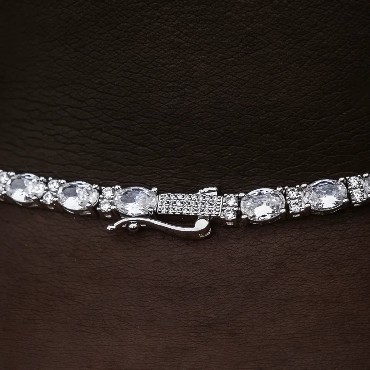 Diamond Mixed Oval Cut Tennis Chain in White Gold - 3mm