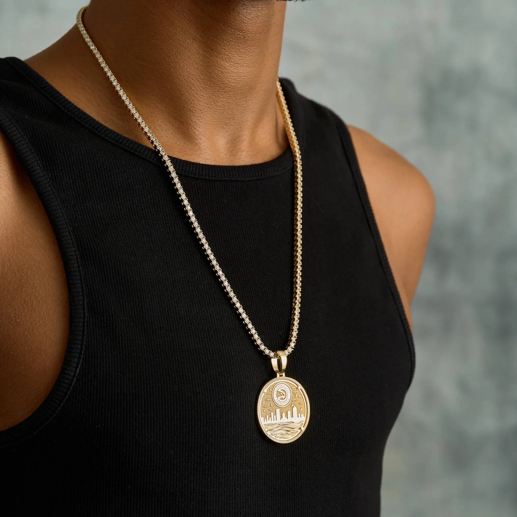 Atlanta Hawks Official NBA Coin Pendant in Yellow Gold