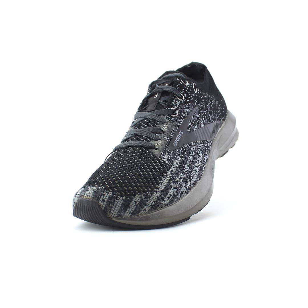 LEVITATE 3
