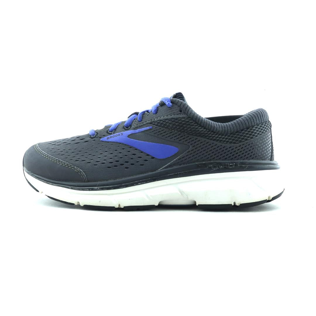 DYAD 10