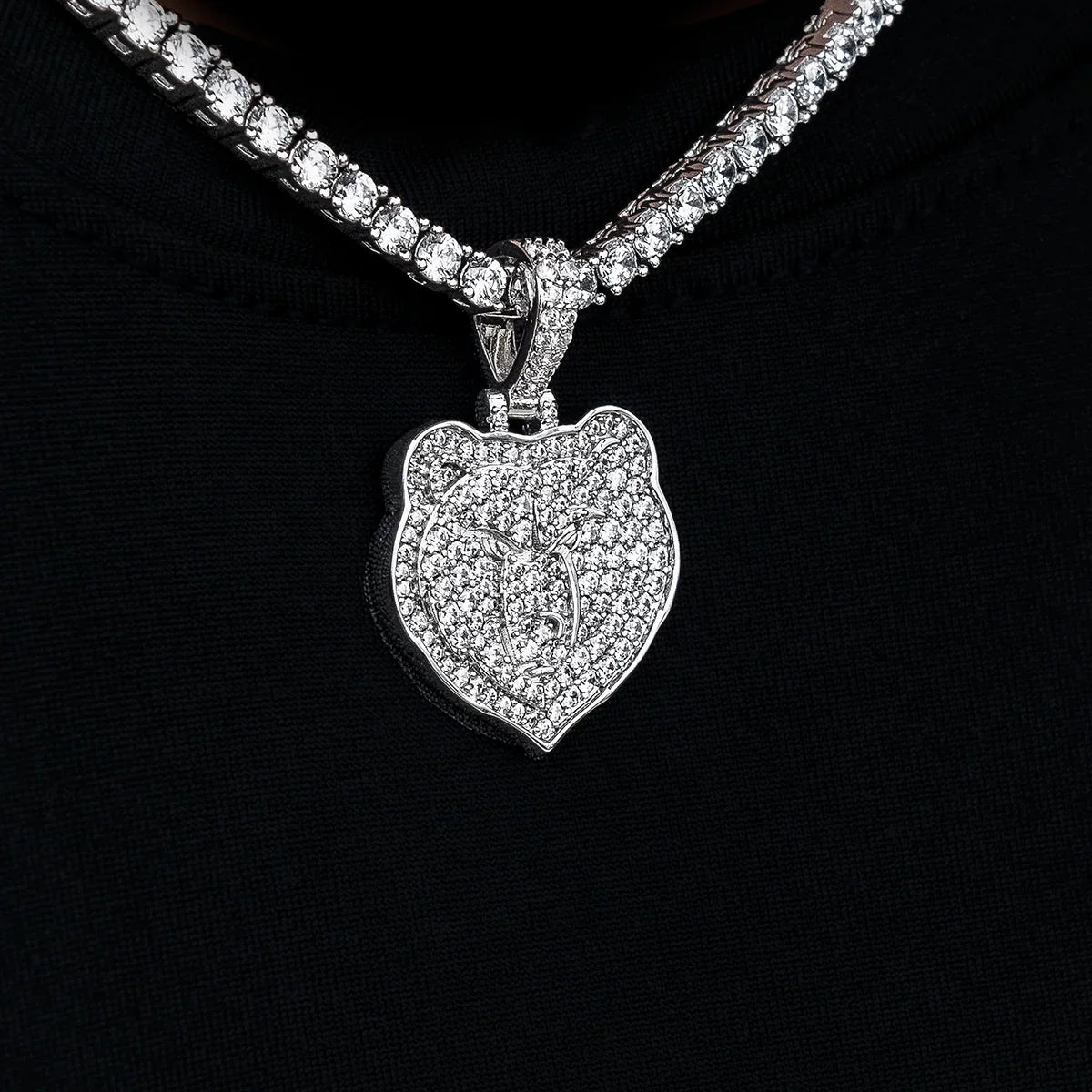 Memphis Grizzlies Official NBA Micro Logo Pendant in White Gold