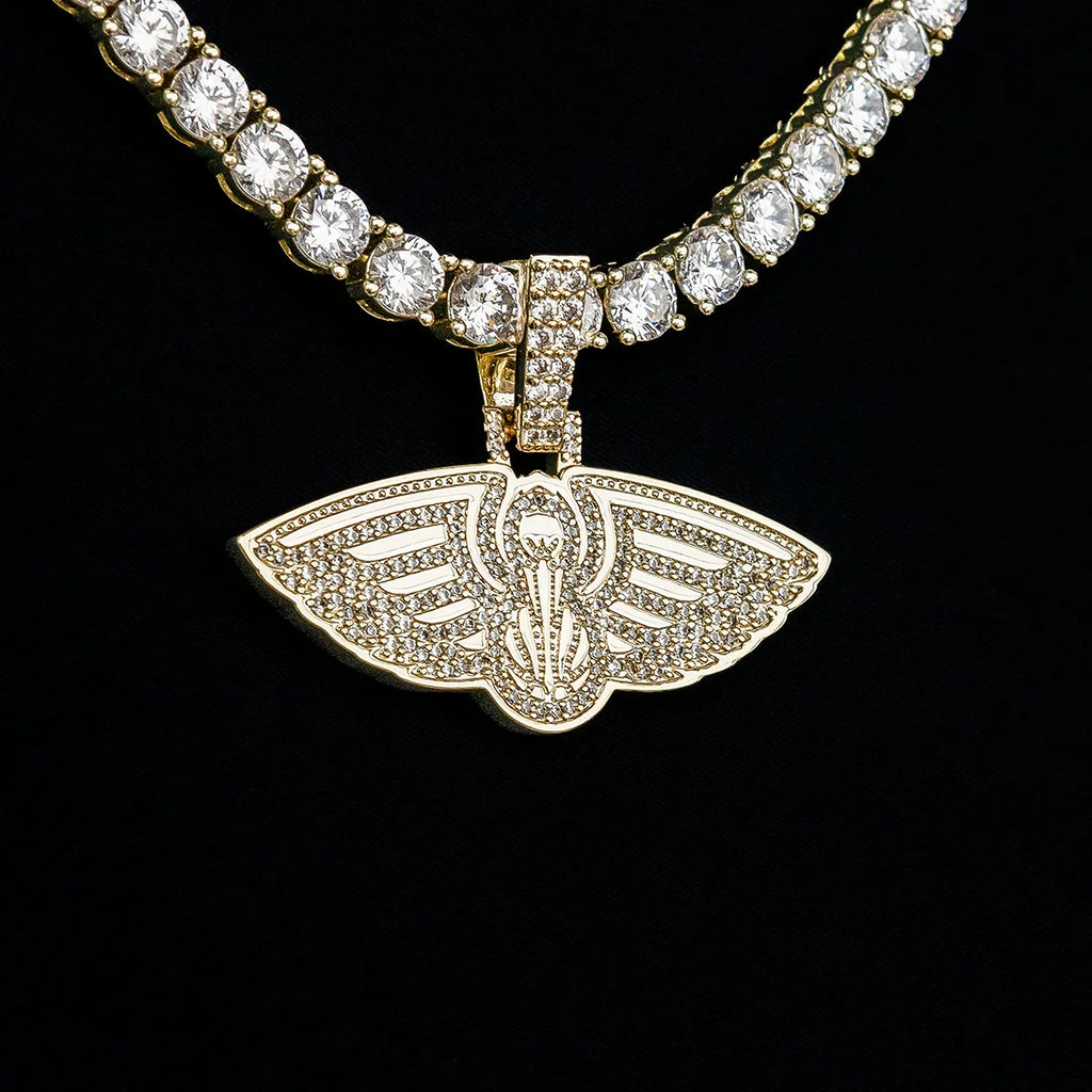 New Orleans Pelicans Official NBA Micro Logo Pendant in Yellow Gold